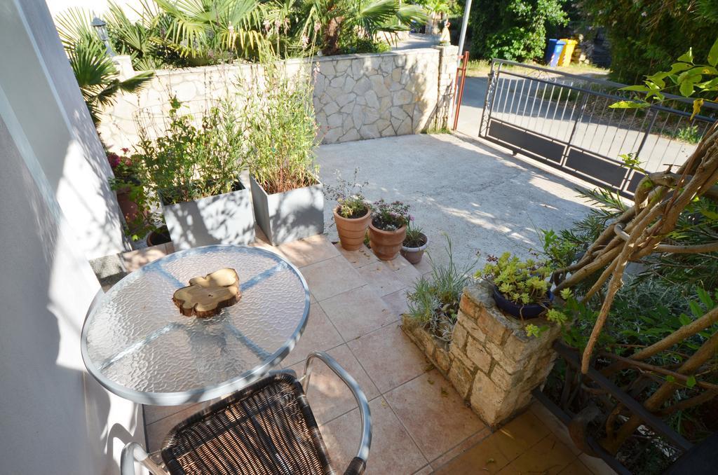 Apartments Mirta روفينج المظهر الخارجي الصورة